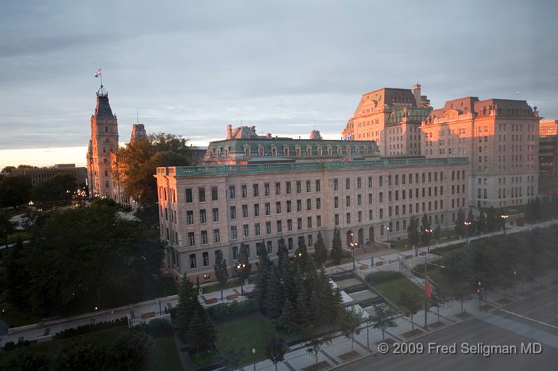 20090828_120353 D3.jpg - Quebec National Assembly